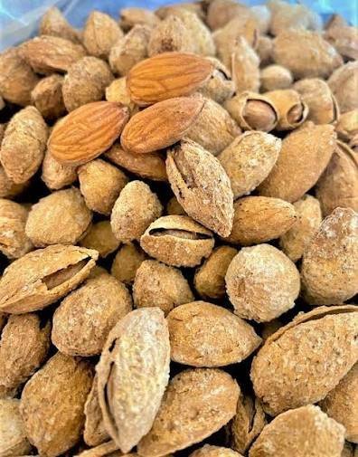 لوز بقشره